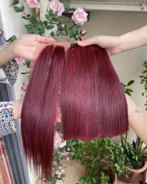 Weft hair – Bone straight – Burgundy color