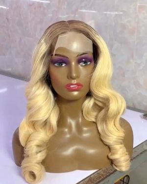 Wig – Bouncy Curly – Blonde color